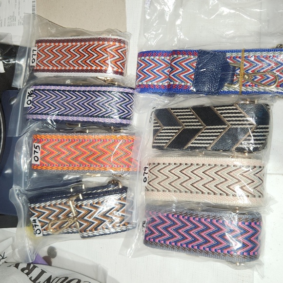 CHEVRON pattern crossbody straps 2 inches wide - Picture 3 of 3